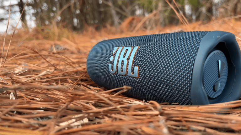 JBL Flip 6 Bluetooth Speaker